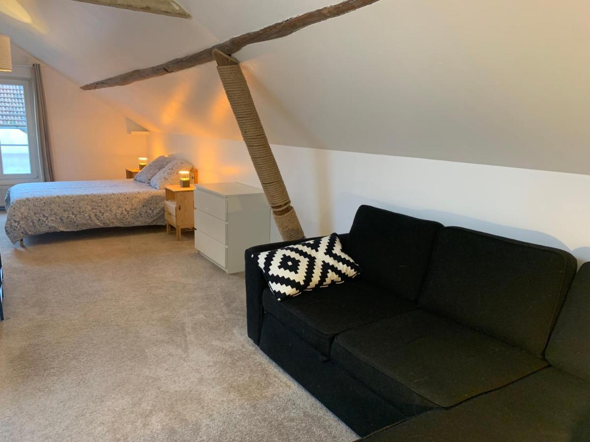 Вилла Maisonnette Du Coteau Ouest - Jardin Et Terrasse - Эперне Экстерьер фото