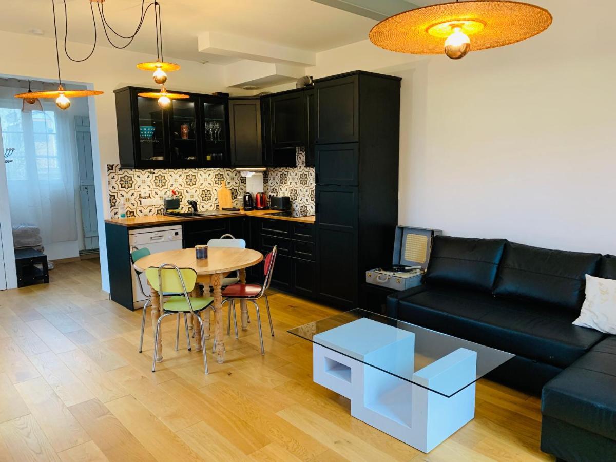 Вилла Maisonnette Du Coteau Ouest - Jardin Et Terrasse - Эперне Экстерьер фото